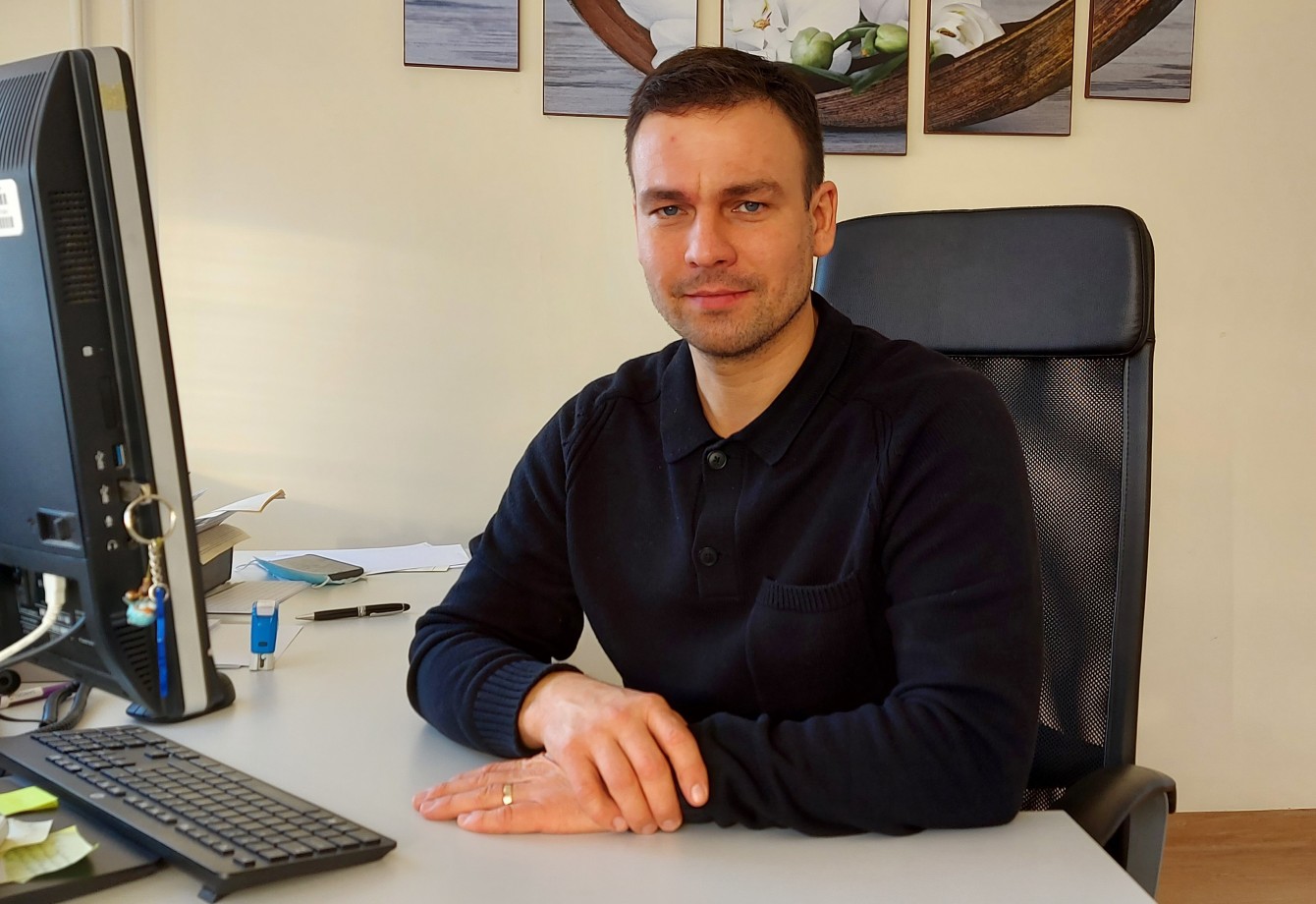 2021 metų pabaigoje VšĮ Varėnos PSPC psichikos sveikatos centre pradėjo dirbti naujas gydytojas psichiatras Kristijonas Jucys.